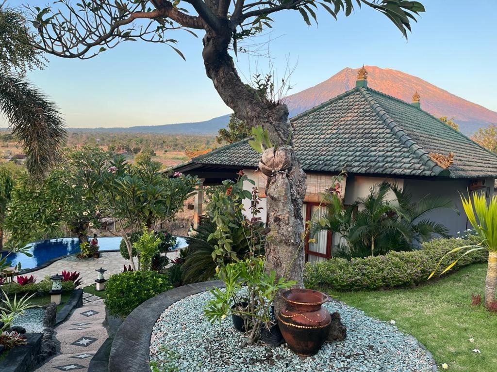 Villa Omah Semar Tulamben Exterior foto