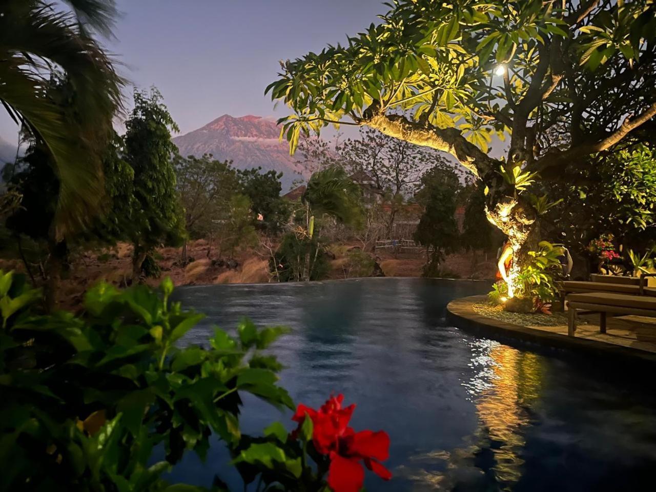 Villa Omah Semar Tulamben Exterior foto